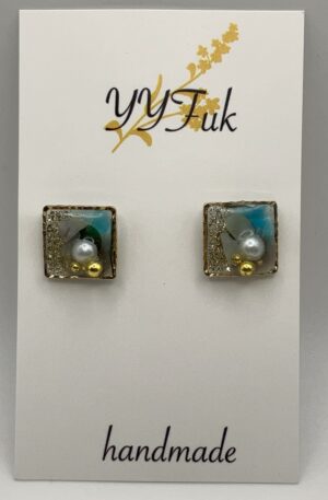 シンプルククリアブルー / レジンピアス / L's 154 Yuu Yuu Fukuoka handmade Accessories Shop