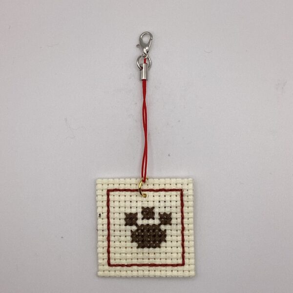 わんちゃん刺繡 / ストラップ / Tuesday 221 - 画像 (2)