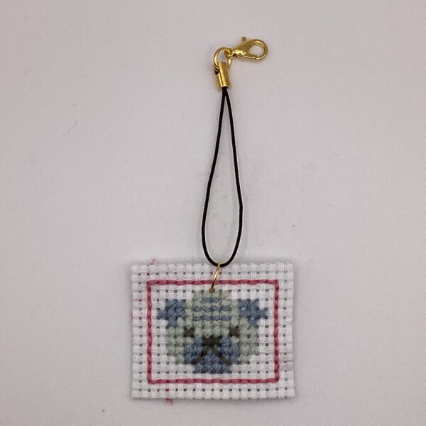わんちゃん刺繡 / ストラップ / Tuesday 226 YOU & YUU Fukuoka Handmade Accessories Shop
