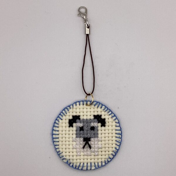 わんちゃん刺繡 / ストラップ / Tuesday 242 YOU & YUU Fukuoka Handmade Accessories Shop