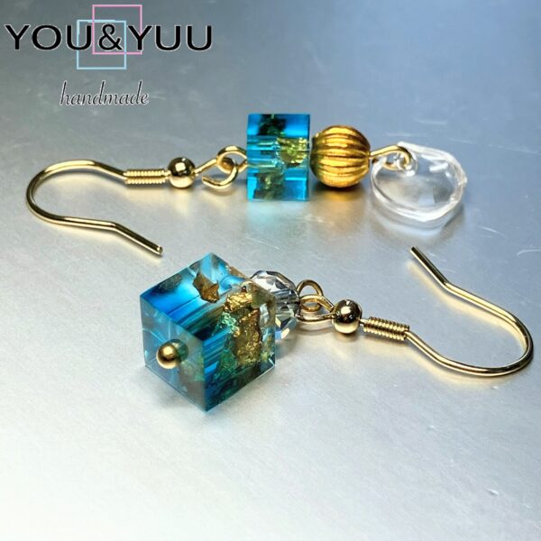 Blue Asymmetric / レジンピアス / L's 141 - 画像 (3)