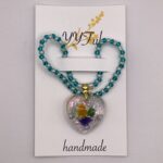 庭園に浮かぶ花 / レジンストラップ / sinobu171 YOU & YUU Fukuoka Handmade Accessories Shop