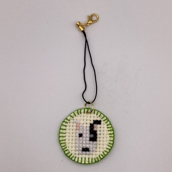 わんちゃん刺繍 / ストラップ / Tuesday 274 YOU & YUU Fukuoka Handmade Accessories Shop
