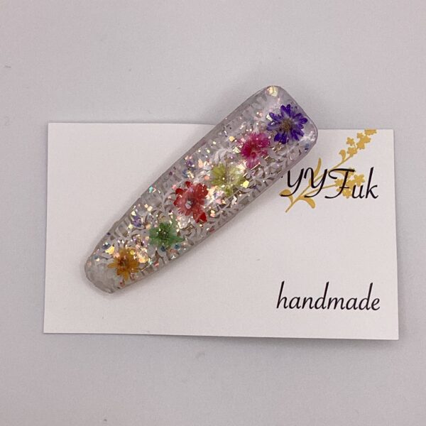 花とレースのコンビネーション / レジンヘアクリップ / sinobu151 YOU & YUU Fukuoka Handmade Accessories Shop