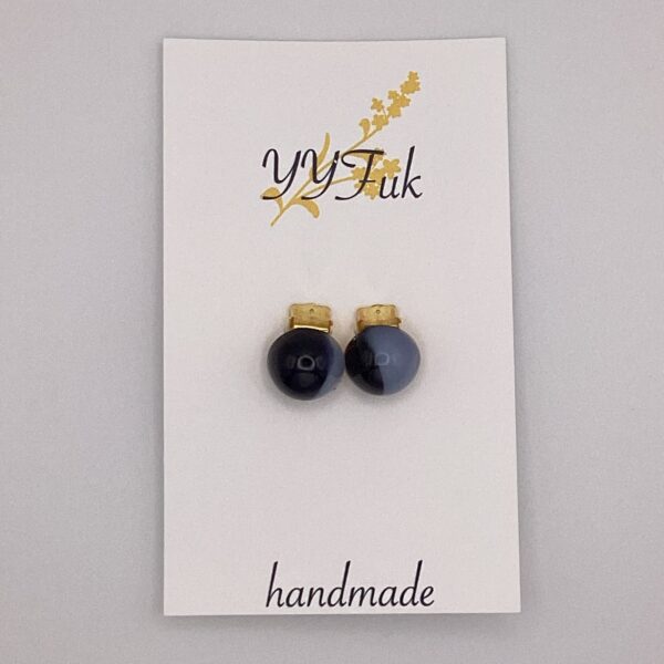 Giganteum -灰色の街- / レジンイヤリング / Meipuru 020 YOU & YUU Fukuoka Handmade Accessories Shop