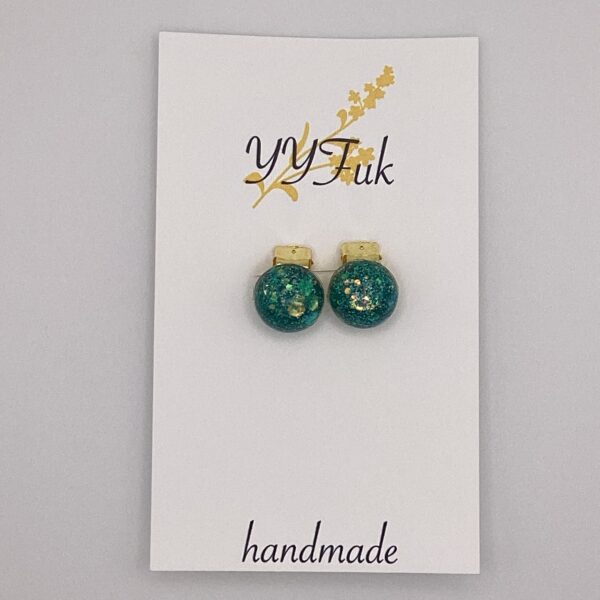 Bupleurum -新緑に染まる靴箱- / レジンイヤリング / Meipuru 035 YOU & YUU Fukuoka Handmade Accessories Shop