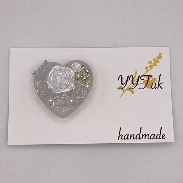 ハートフル Vol.26 / レジンブローチ / sinobu 226 YOU & YUU Fukuoka Handmade Accessories Shop