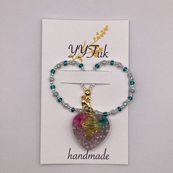 Glitter, white and blue beads in heart / レジンストラップ / sinobu 164