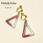 ユニークデザイン・グラデ三角イヤリング / レジンイヤリング / Meipuru 039