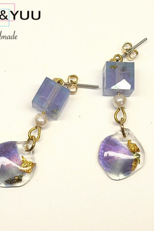 紫苑の煌めきピアス / レジンピアス / Ls 016