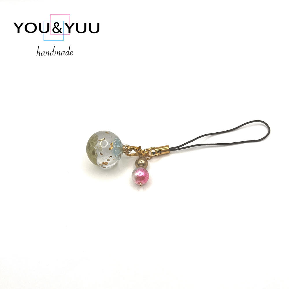 【空色の宝珠】金箔入りオーロラレジンの華奢ストラップ / レジンストラップ / Ls 248 - 画像 (3)